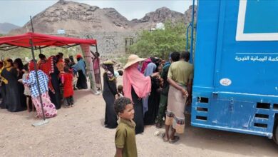 بتمويل كويتي.. جمعية الحكمة تنفذ مشروع الحملات الطبية المتنقلة في عدن