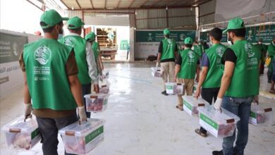 بتمويل من مركز سلمان للاغاثة.. الوصول الإنساني تدشن توزيع لحوم الاضاحي بمأرب لـ 3560 أسرة مستفيدة