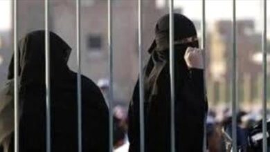 تحالف حقوقي: مئات النساء بمعتقلات الحوثيين في ظروف لا إنسانية