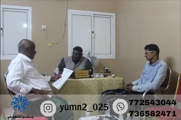 حقان وبلكسح يشيدان بمبادرة فريق يمن التطوعي في توزيع كسوة العيد للاسر الأشد فقرا