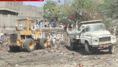 صندوق النظافة في مودية يواصل جهوده بنقل المخلفات الى خارج المدينة