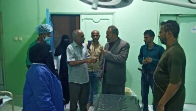 في أول زيارة له منذ توليه المنصب.. مدير صحة أبين يشيد بمستشفى زنجبار ومركز العزل وجهود الكادر رغم شح الإمكانيات