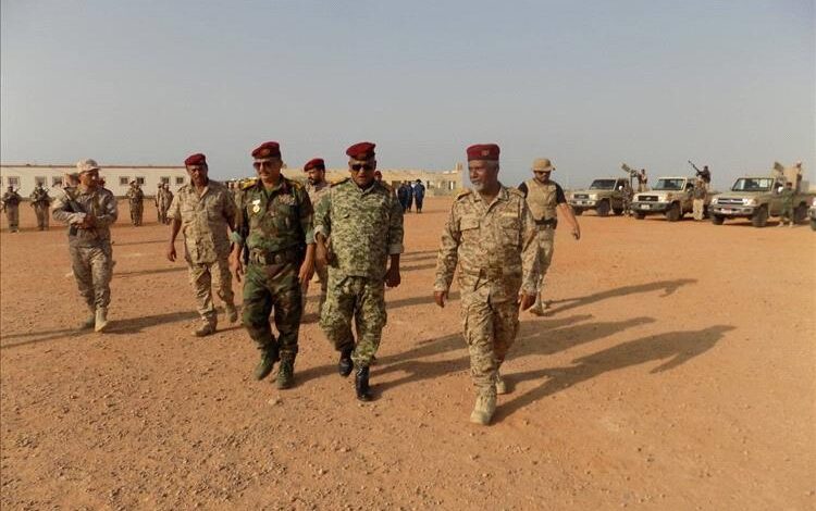 قائد لواء الريان يستقبل لجنه المعايده من قبل قياده المنطقه العسكريه الثانيه