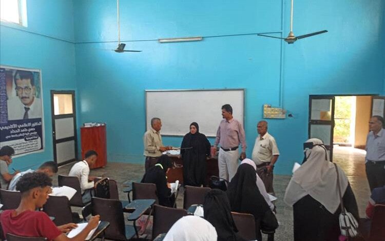 كلية الإعلام بجامعة عدن تدشن امتحانات الفصل الثاني للعام الجامعي 2024–2025