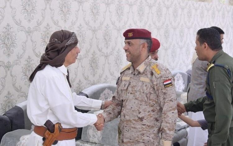 محافظ المهرة "بن ياسر" يستقبل جموع المهنئين بعيد الأضحى المبارك ويؤكد على وحدة الصف وتعزيز التنمية