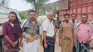 مدير عام الوازعية يتفقد بئر مشروع مياه قناهو بعد تحديد موقع جديد وبدء أعمال الحفر