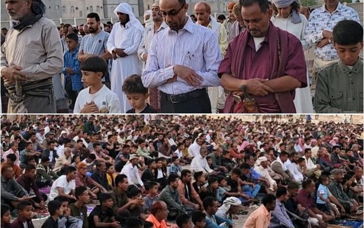 مدير عام حالمين يؤدي صلاة العيد مع جموع المواطنين في عاصمة المديرية حبيل الريدة