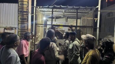 موقف مشرف لإدارة أمن لحج في ضبط سوق الغاز وفتح المحطات الممتنعة عن البيع