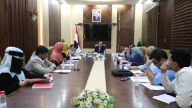 وزير الصحة يرأس اجتماعاً لمناقشة مسودة استراتيجية التغيير الاجتماعي والسلوكي لخلق الطلب على التطعيم في اليمن