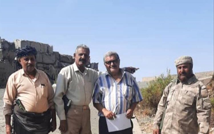وصول فريق الأشغال العامة إلى جبهة ثرة والبدء بعملية تقييم الطريق