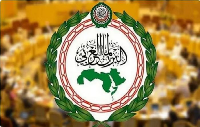 البرلمان العربي يدين تهريب الأسلحة والخبراء العسكريين إلى مليشيا الحوثي