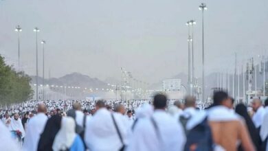 حجاج اليمن ينفرون من عرفات إلى مزدلفة