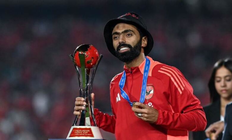 حسين الشحات لاعب الأهلي