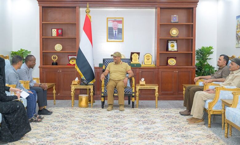 طارق صالح يبحث مع وفد "أطباء بلا حدود" الوضع الصحي في الساحل الغربي