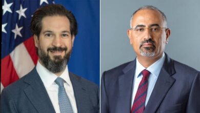 عضو مجلس القيادة اللواء الزُبيدي يبحث مع القائم بأعمال السفير الأمريكي تطورات الأوضاع في اليمن والمنطقة