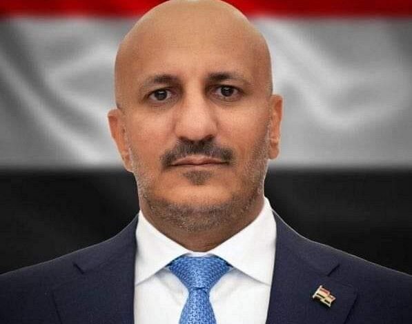 عضو مجلس القيادة طارق صالح يطمئن على أوضاع الحجاج اليمنيين
