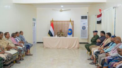 فيديو| أعلن عن مشاريع تعليمية في المخا.. طارق صالح: سنعاود العمل بمشروع مياه الشيخ زايد لمدينة تعز