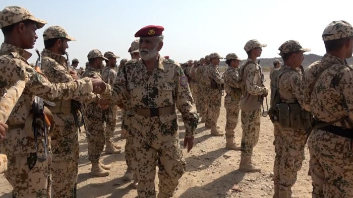 فيديو | في زيارة معايدة لأبطال محور البرح.. اللواء لبوزه: عهد علينا استعادة الدولة وعاصمتها التاريخية صنعاء