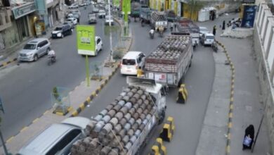محافظ تعز يعلن حل أزمة مقطورات الغاز المحتجزة خارج المحافظة