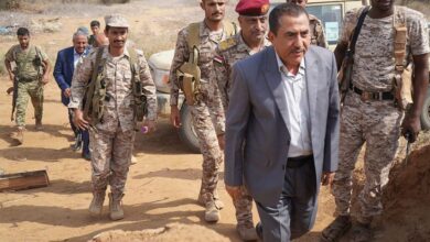 محافظ حجة يشيد بمستوى الجاهزية القتالية والروح المعنوية للأبطال في مديريتي عبس وحيران
