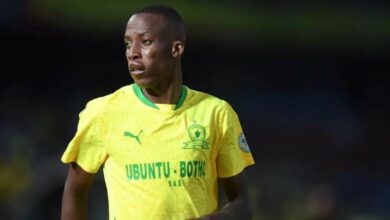 ديفاين لونجا مدافع فريق ماميلودي صن داونز