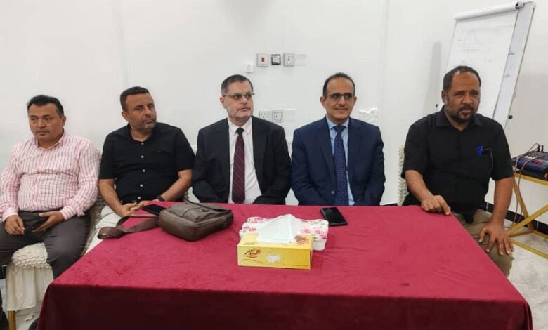 وزير الصحة يشيد بدور المعهد الوطني للصحة