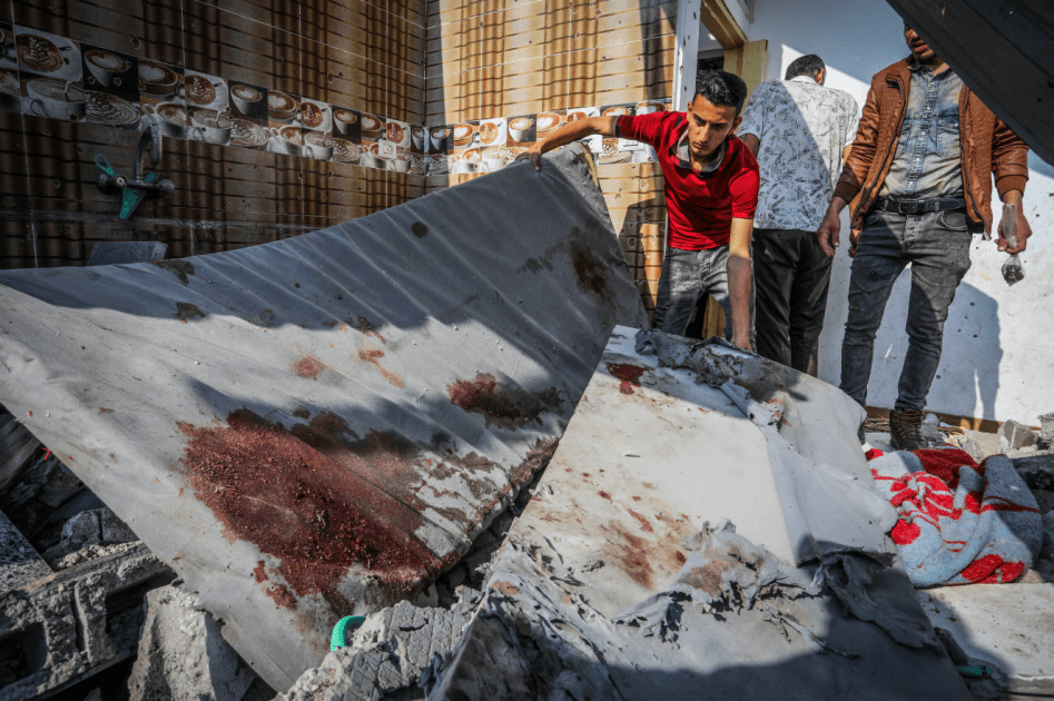 ارتفاع حصيلة الشهداء في قطاع غزة إلى 59,921 والإصابات إلى 145,233 منذ بدء العدوان