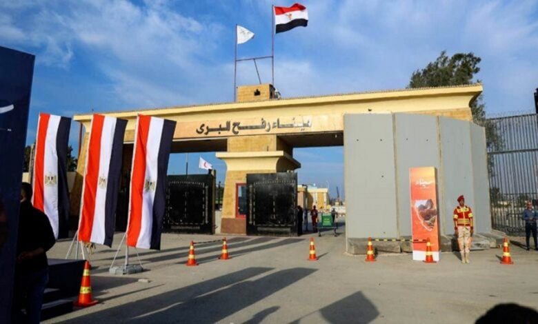 مصر ترد على اتهامها باغلاق معبر رفح