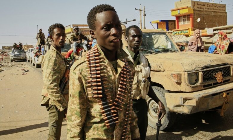 مراسل RT: الجيش السوداني بدأ تنفيذ خطة تفريغ العاصمة الخرطوم من التشكيلات المسلحة
