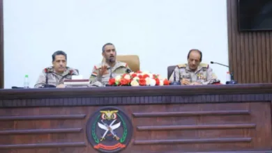 اخبار-اليمن-الان-|-تحركات-عسكرية-مستمرة-في-عدن.-ورئيس-الأركان:-لن-نستعيد-الدولة-إلا-بهذا-الشرط