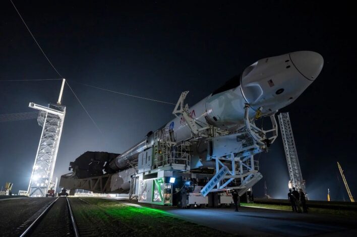 NASA و SpaceX على أهبّة الاستعداد لإطلاق مهمة Crew-11