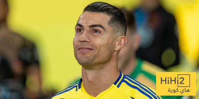 نجم الاتحاد يعلق على تجديد عقد رونالدو مع النصر