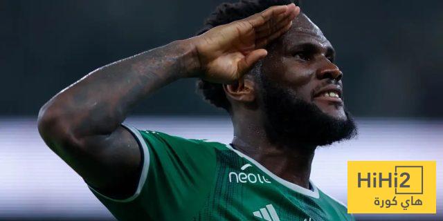 مدرب النصر السابق يُلاحق فرانك كيسيه