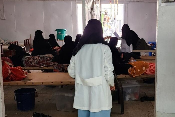 أطباء بلا حدود: تفشٍّ خطير للكوليرا في مناطق الحوثيين.. وعمران تسجل أعلى الإصابات