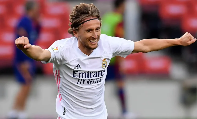 أليجري يعلن انضمام مودريتش إلى ميلان – كل الكورة