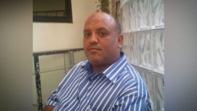 إب.. الحوثيون يواصلون حملة القمع باختطاف أستاذ تربوي من منزله