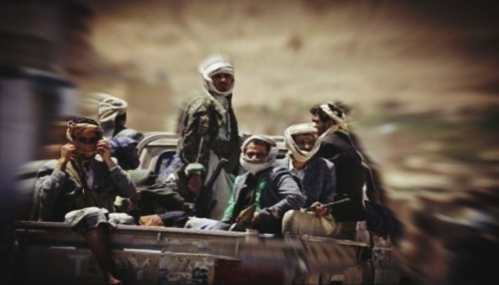 إصابة امرأة وطفل في حملة حوثية مسلحة على منزل مواطن في ذمار