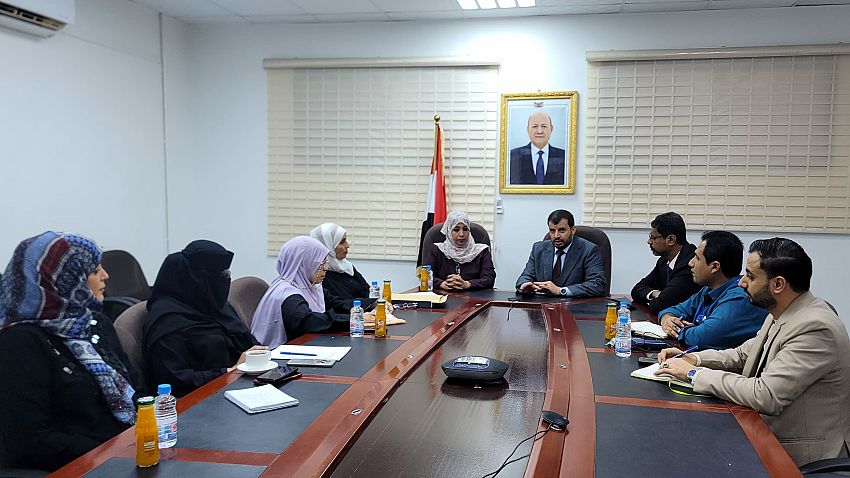 اجتماع في عدن يناقش آلية تصنيف المنشآت الصناعية والتجارية المتوسطة والصغيرة والأصغر