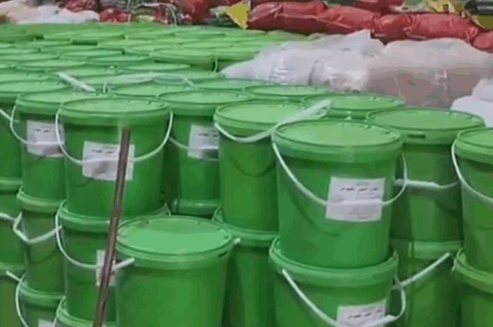 ضبط مستودعين لمستثمر عربي في الرياض يحويان على 8 أطنان مواد غذائية فاسدة