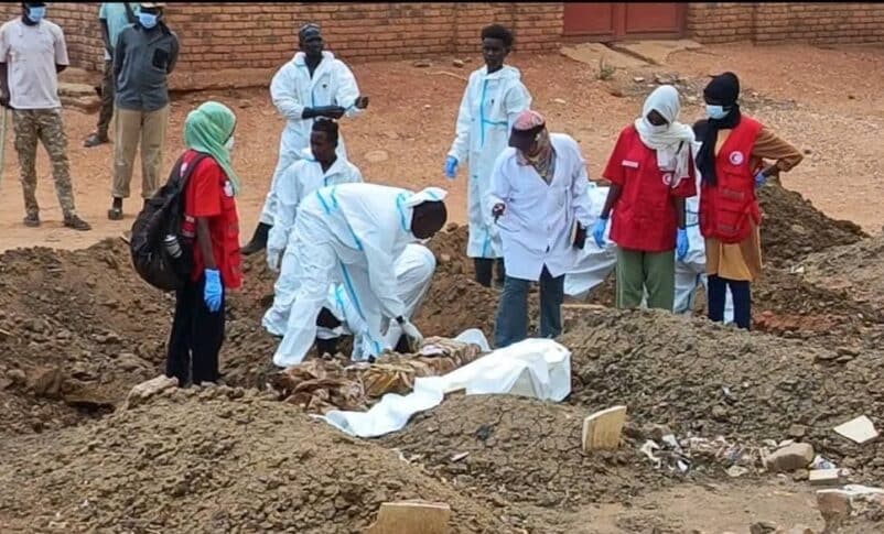 نقل (112) جثة مدفونة داخل الأحياء بشرق النيل