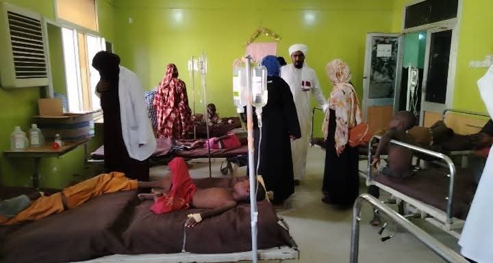 وفاة 17 نازحًا في الصحراء أثناء توجههم إلى شمال السودان