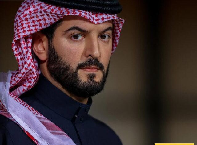 كم بطولة حققها الهلال خلال رئاسة فهد بن نافل؟