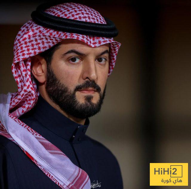 كم بطولة حققها الهلال خلال رئاسة فهد بن نافل؟