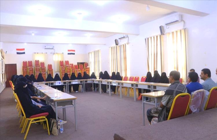 50 قائدة تربوية يتخرّجن من برنامج نوعي لتطوير روضات "سبأ" بمأرب