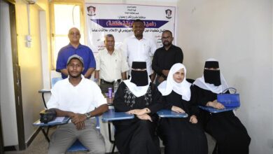 "نحن نرى بطريقة مختلفة".. حملة طلابية بجامعة عدن تدعو لتمكين المكفوفين