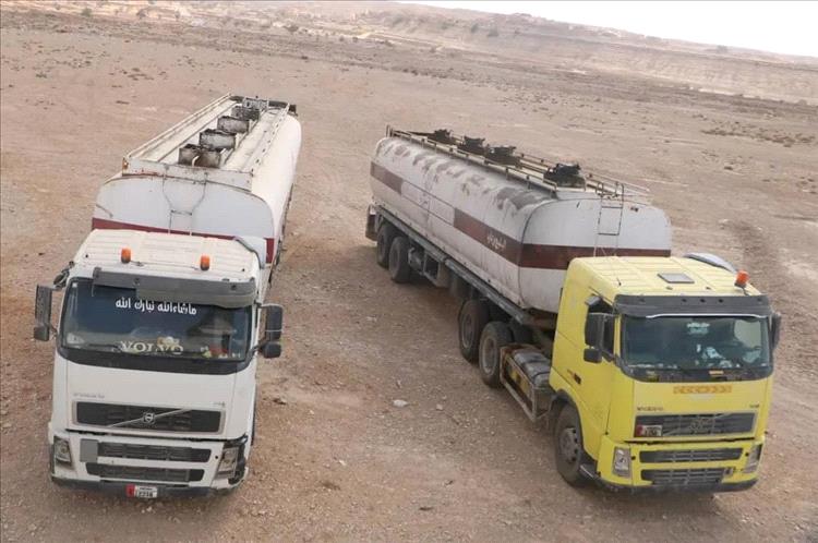 أجهزة الأمن في غيل بن يمين تباشر التحقيق في واقعة تفريغ غير قانوني لمادة الديزل المخصصة لكهرباء ساحل حضرموت