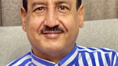 اعلامي عسكري : اللواء محسن مرصع ضرب اروع مثل لهيبة القائد العسكري في بوابة اليمن الشرقية المهرة