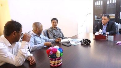 الأمين العام للمجلس المحلي بأبين "الحامد" يناقش مع مدير عام المصائد السمكية تفعيل الجانب الايرادي