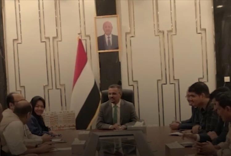الأمين العام محافظة حضرموت يلتقي منظمة رعاية الأطفال ويطلع على برامجها التعليمية