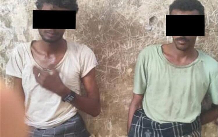 الحزام الأمني زنجبار يحبط عملية سطو على سيارة صندوق النظافة بأبين ويضبط الجناة في نقطة جسر حسان